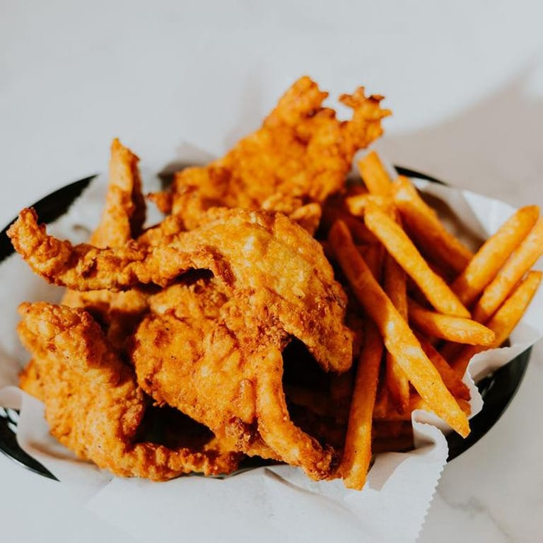 Savor Our Lunch Menu